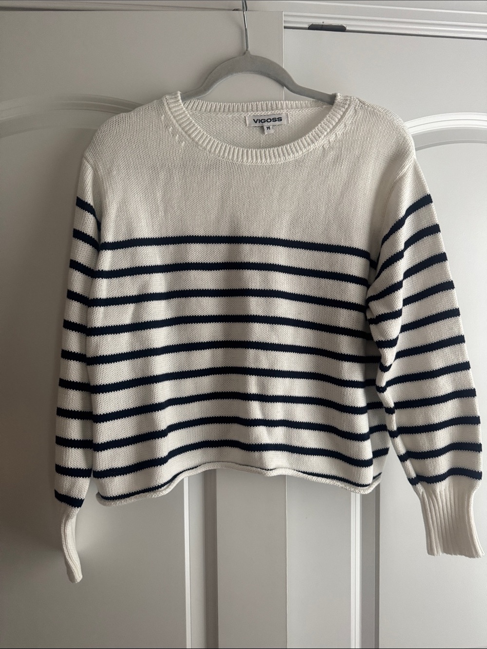 NWT light weight knit sweater
